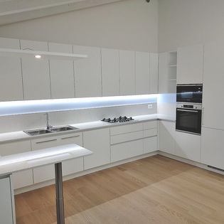 cucina moderna bianca
